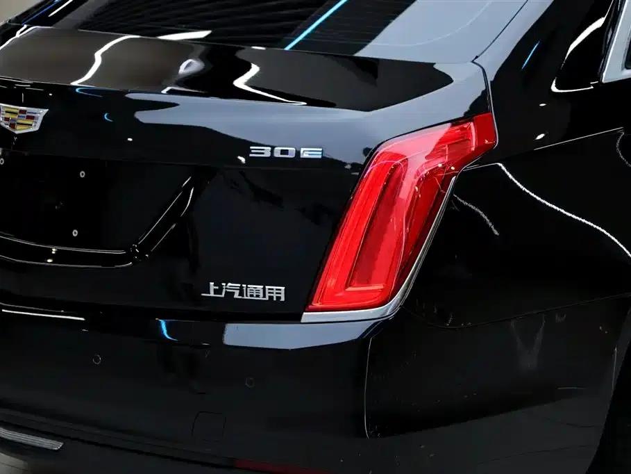 Cadillac CT6 Plug-in 2017 30E Leading Edition — миниатюра 16