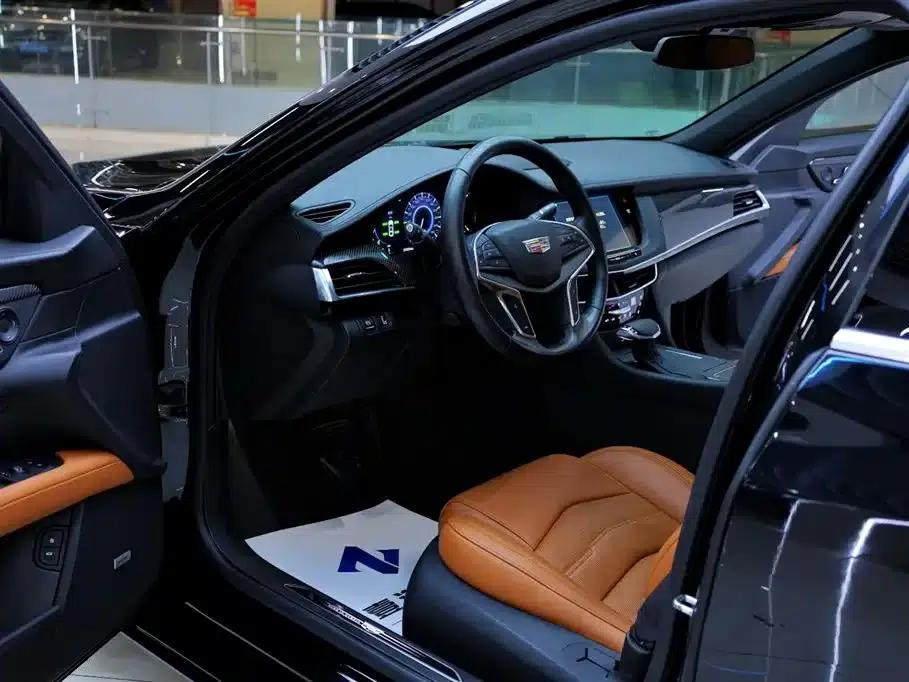 Cadillac CT6 Plug-in 2017 30E Leading Edition — миниатюра 17