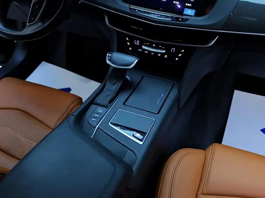 Cadillac CT6 Plug-in 2017 30E Leading Edition — миниатюра 22