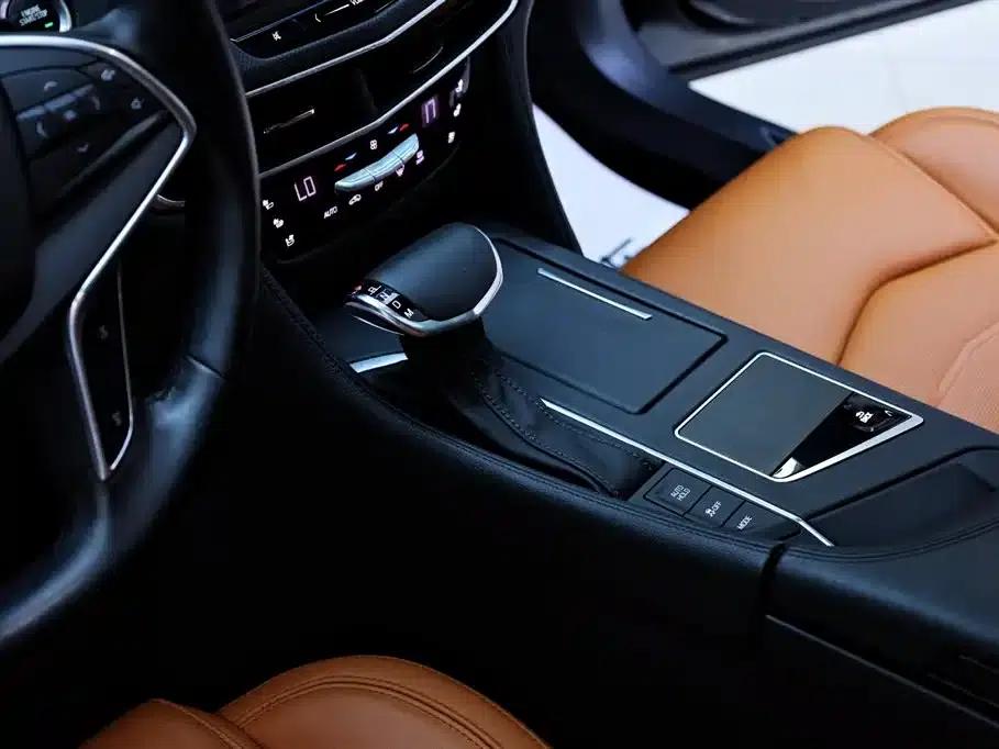Cadillac CT6 Plug-in 2017 30E Leading Edition — миниатюра 23