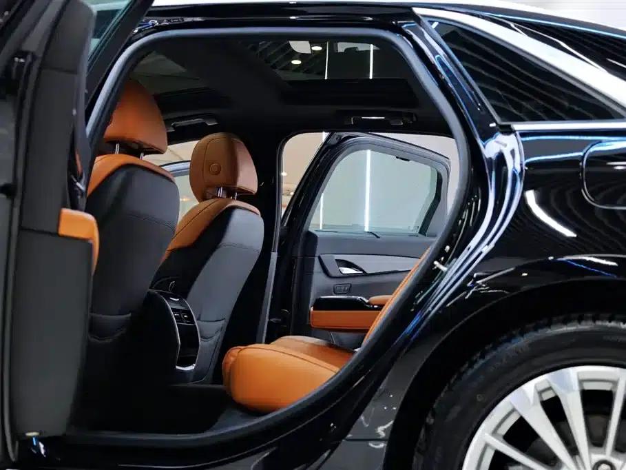 Cadillac CT6 Plug-in 2017 30E Leading Edition — миниатюра 30