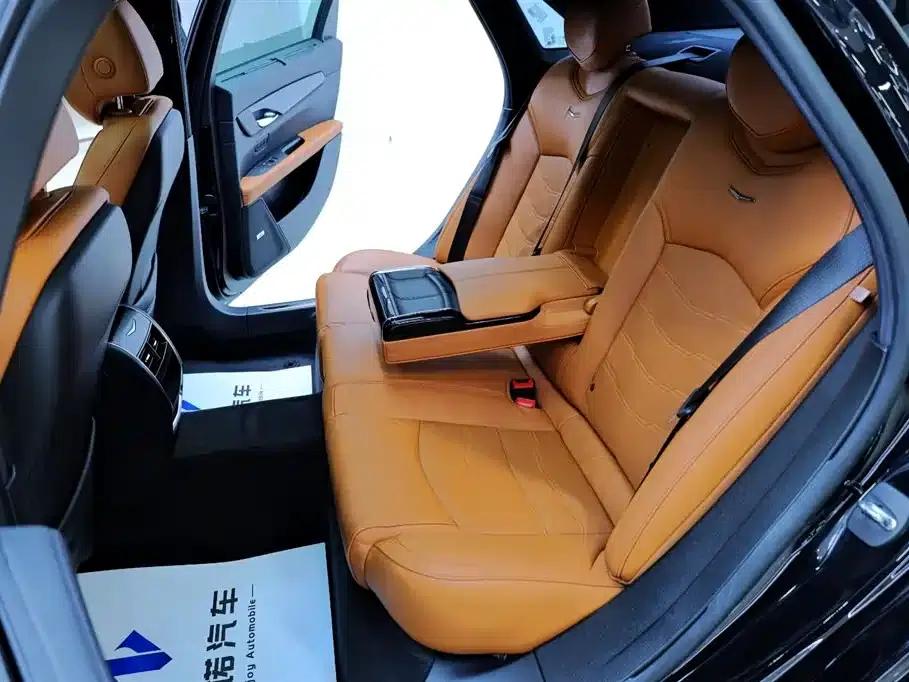 Cadillac CT6 Plug-in 2017 30E Leading Edition — миниатюра 32