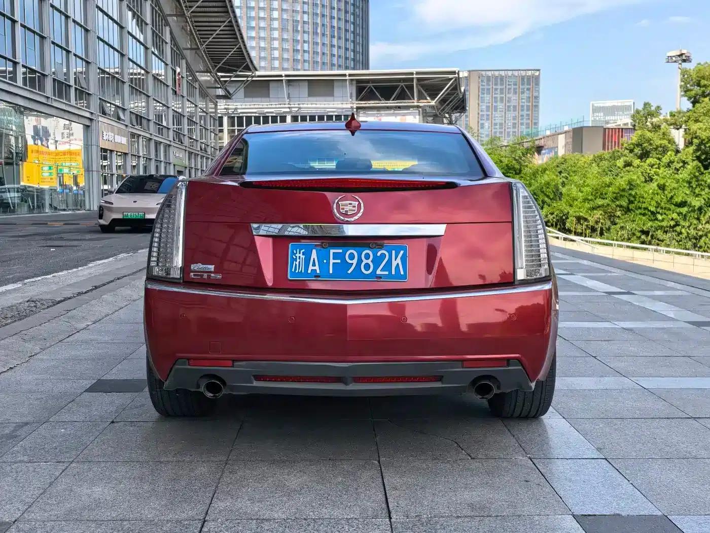 Imported Cadillac CTS 2010 3.0 Luxury Sport Edition — миниатюра 4