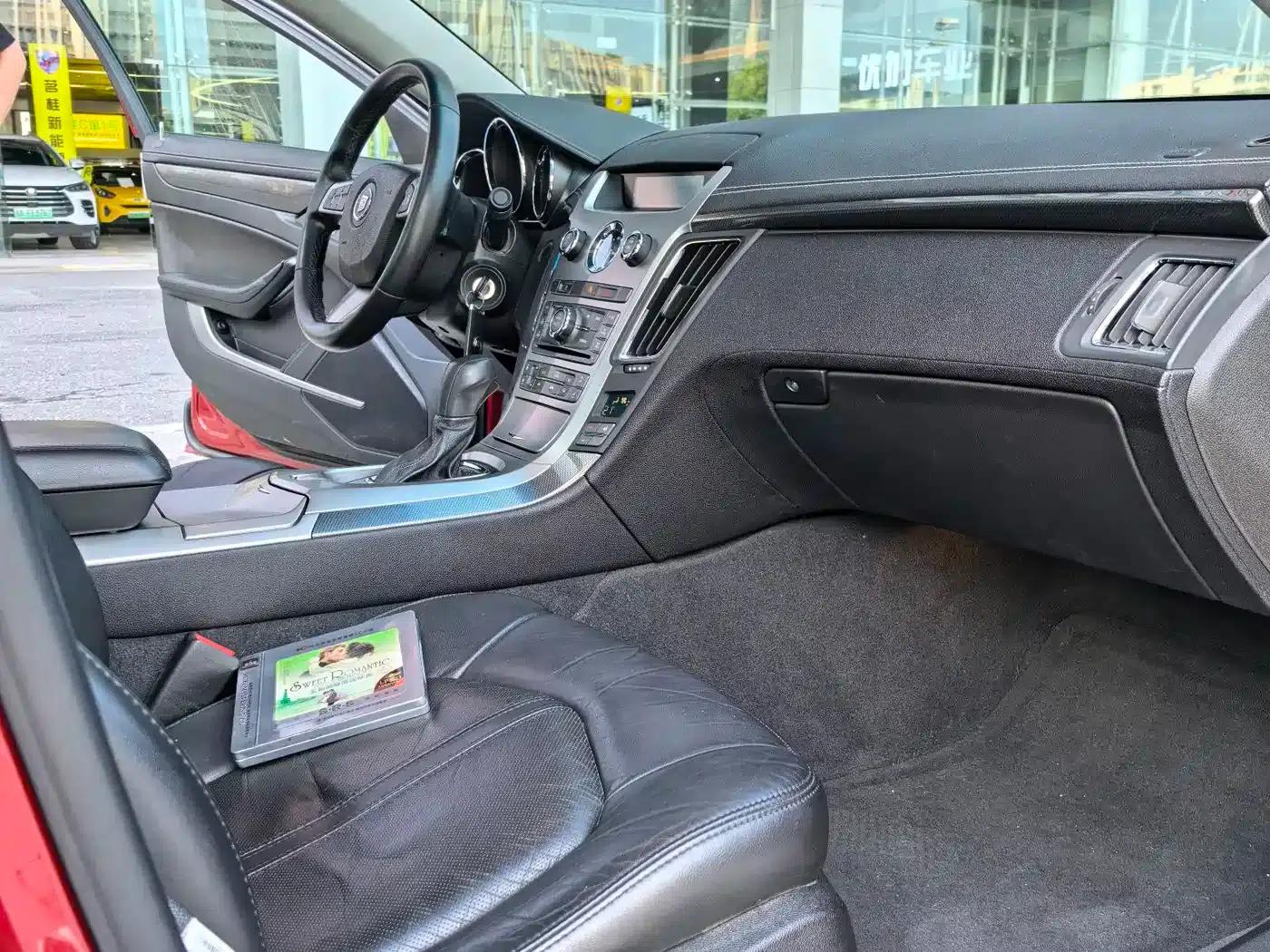 Imported Cadillac CTS 2010 3.0 Luxury Sport Edition — миниатюра 9