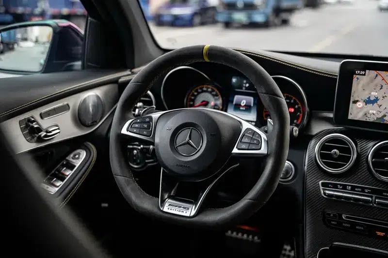 Mercedes-Benz GLC Coupe AMG 2018 AMG GLC 63 S 4MATIC+ Coupe SUV First Edition — миниатюра 13