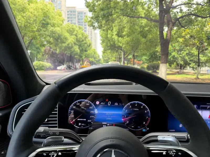 2024 Mercedes-Benz GLS AMG 63 4MATIC+ — миниатюра 11