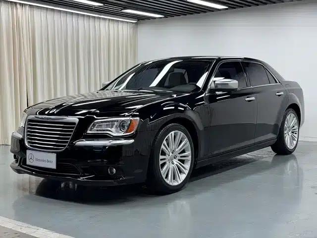 2013 Chrysler 300C Imported Model 3.6L Premium Edition