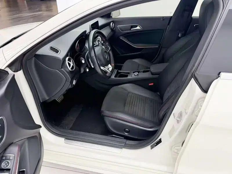Mercedes-Benz CLA (Imported) 2016 CLA 220 4MATIC — миниатюра 8