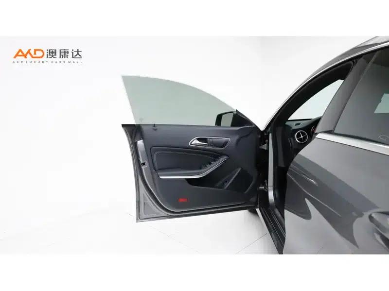 Mercedes-Benz CLA (Imported) 2018 CLA 200 Dynamic — миниатюра 9