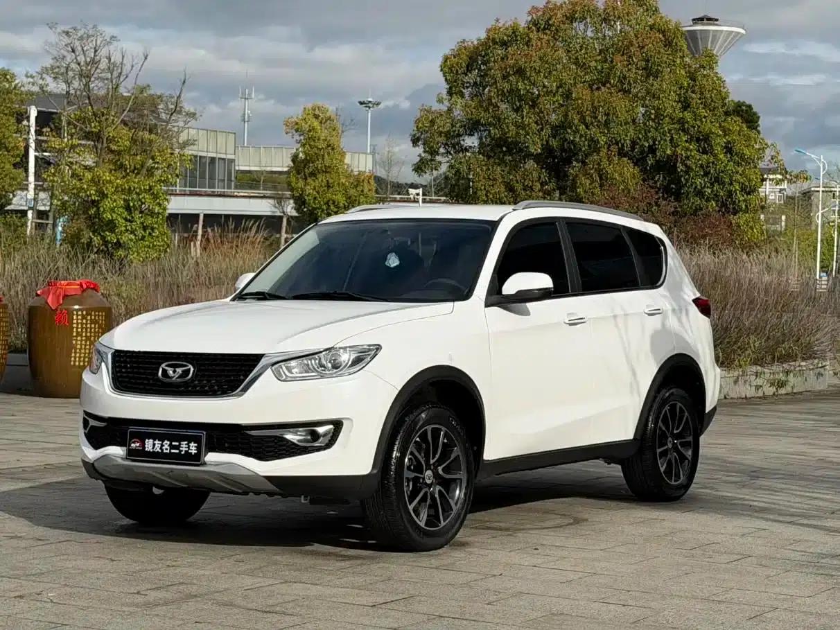 Kaiyi X3 2019 1.5L Manual Smart Edition — миниатюра 1