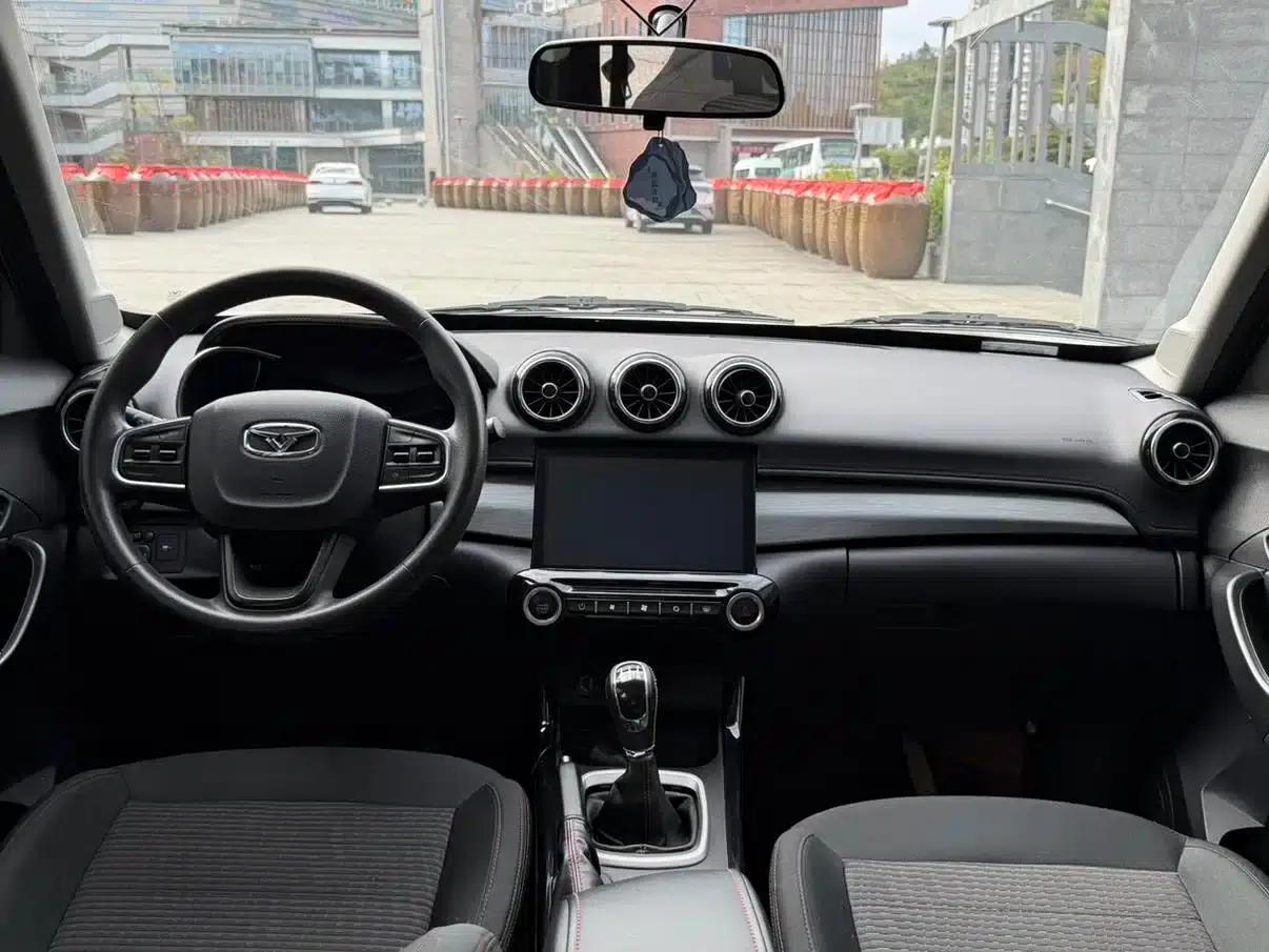 Kaiyi X3 2019 1.5L Manual Smart Edition — миниатюра 12