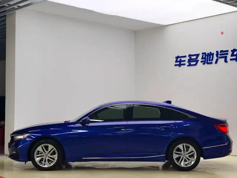2018 Honda Accord 260TURBO Luxury Edition (China VI Emission Standard) — миниатюра 3
