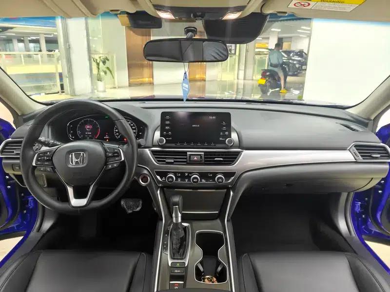 2018 Honda Accord 260TURBO Luxury Edition (China VI Emission Standard) — миниатюра 6