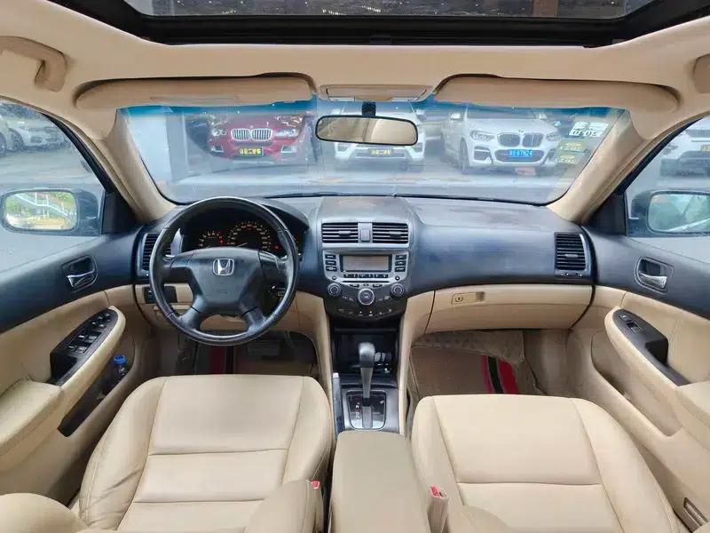 Accord 2007 2.0L Automatic Comfort Classic Edition — миниатюра 11