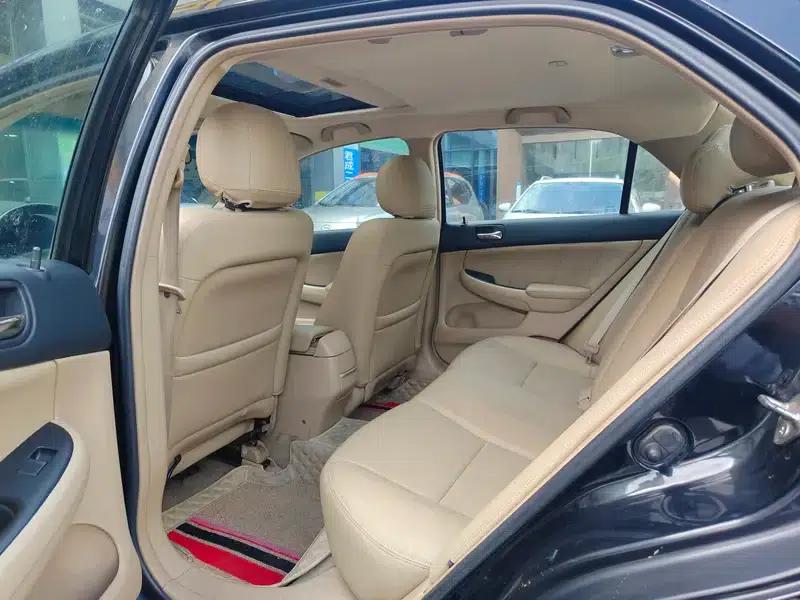 Accord 2007 2.0L Automatic Comfort Classic Edition — миниатюра 13