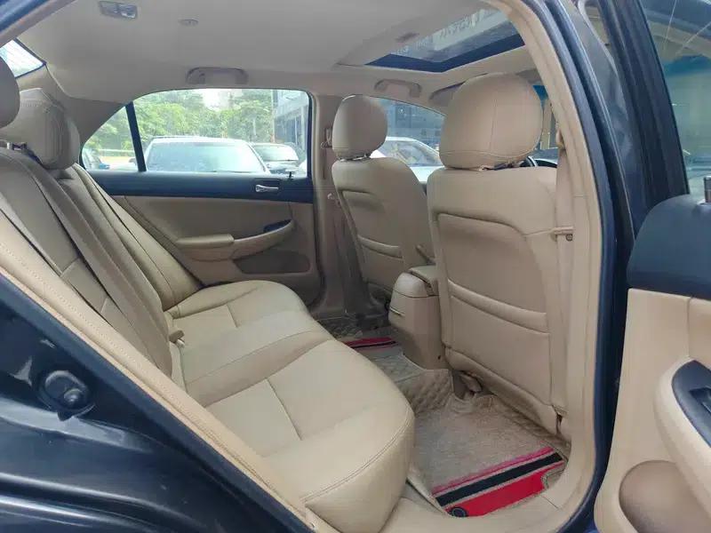Accord 2007 2.0L Automatic Comfort Classic Edition — миниатюра 15
