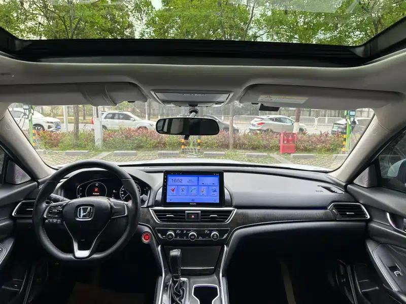 Accord 2022 260TURBO Phantom Night Premium Edition — миниатюра 27