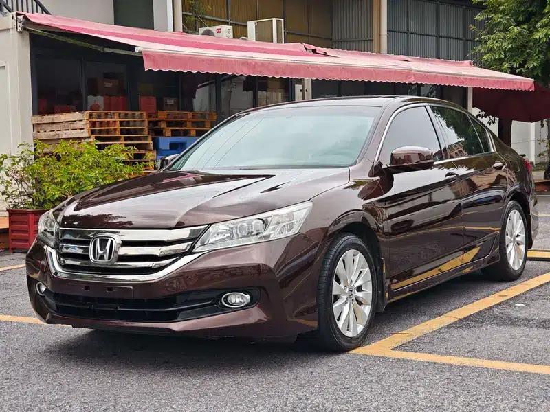 2015 Honda Accord 2.4L EX Luxury Edition — миниатюра 1