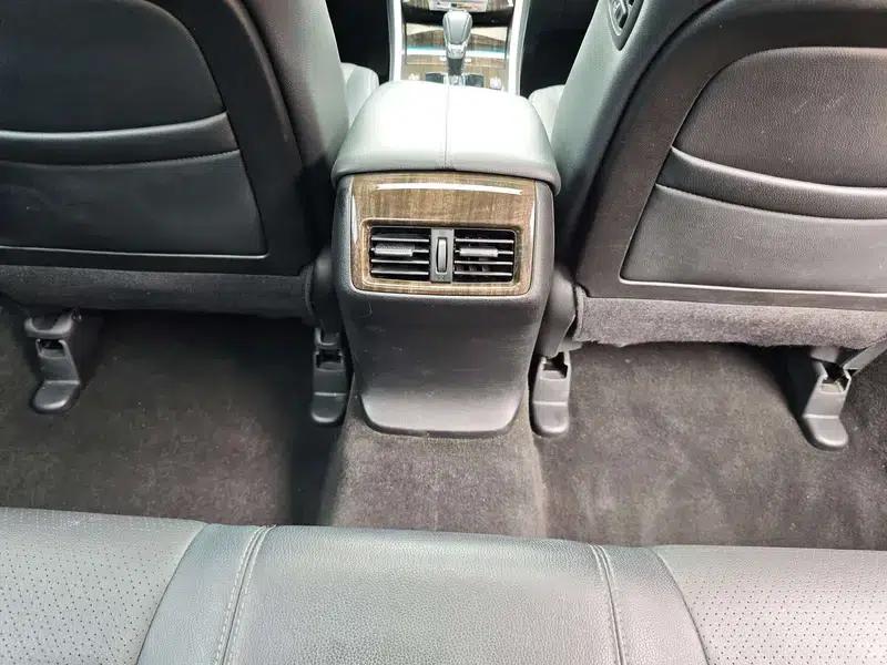 2015 Honda Accord 2.4L EX Luxury Edition — миниатюра 15