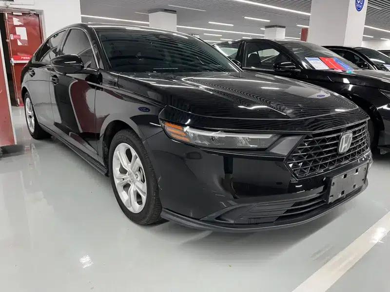 2024 Honda Accord 260TURBO Luxury Edition — миниатюра 3