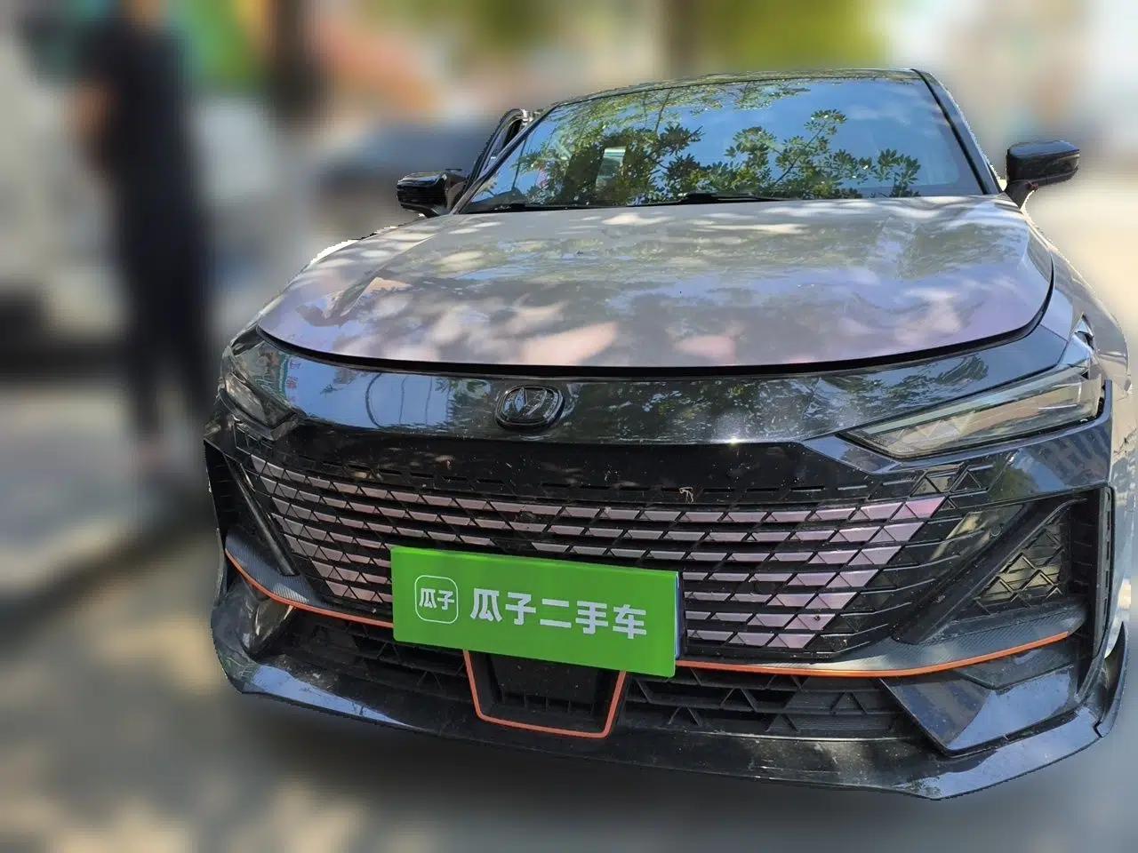 CHANGAN UNI-V 2023 1.5T Sport Edition — миниатюра 2
