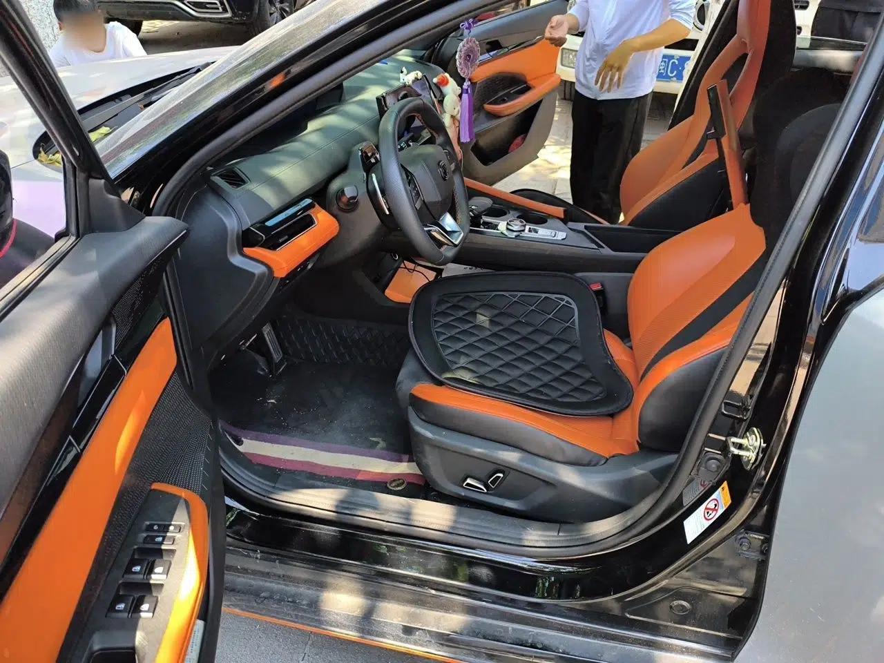 CHANGAN UNI-V 2023 1.5T Sport Edition — миниатюра 16