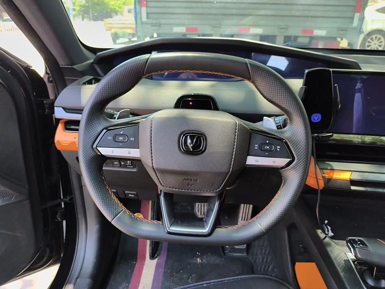 CHANGAN UNI-V 2023 1.5T Sport Edition — миниатюра 10