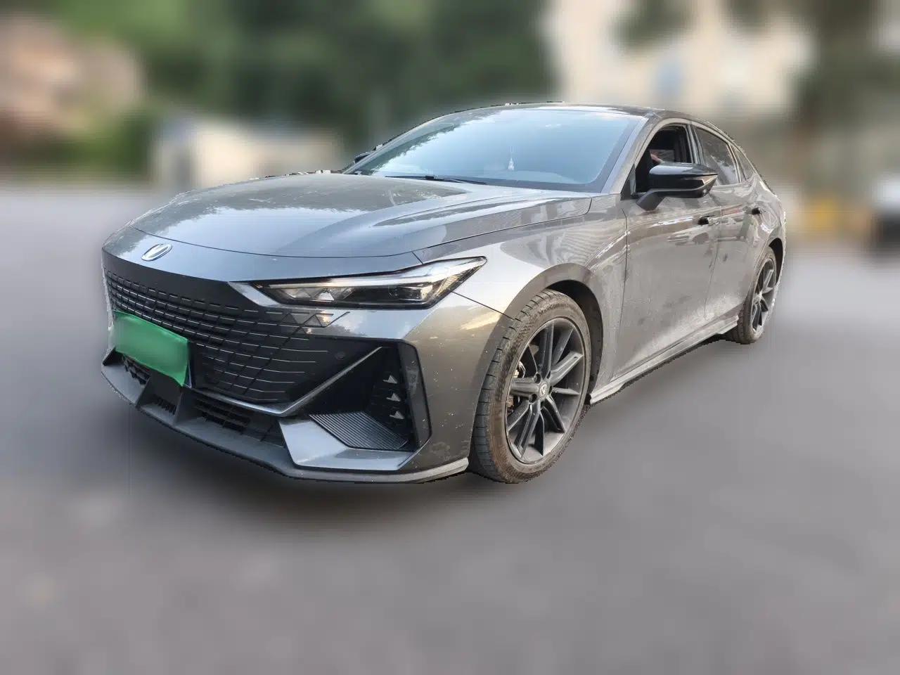 CHANGAN UNI-V 2023 1.5T Prestige Model — миниатюра 1