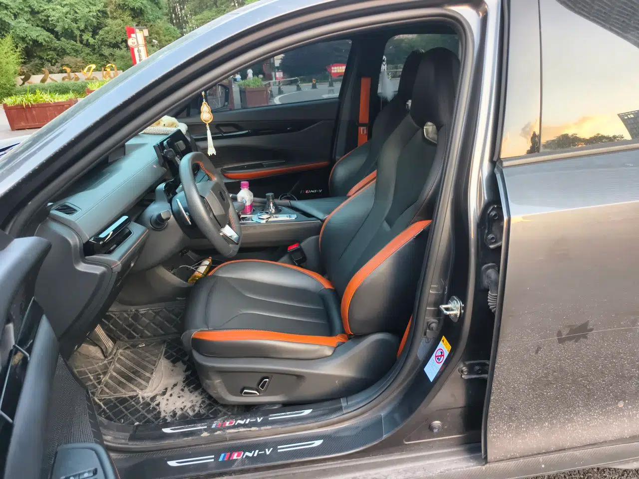 CHANGAN UNI-V 2023 1.5T Prestige Model — миниатюра 15