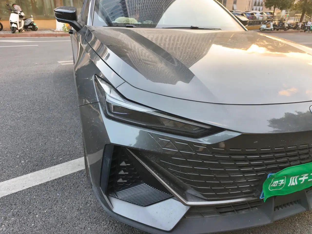 CHANGAN UNI-V 2023 1.5T Prestige Model — миниатюра 7