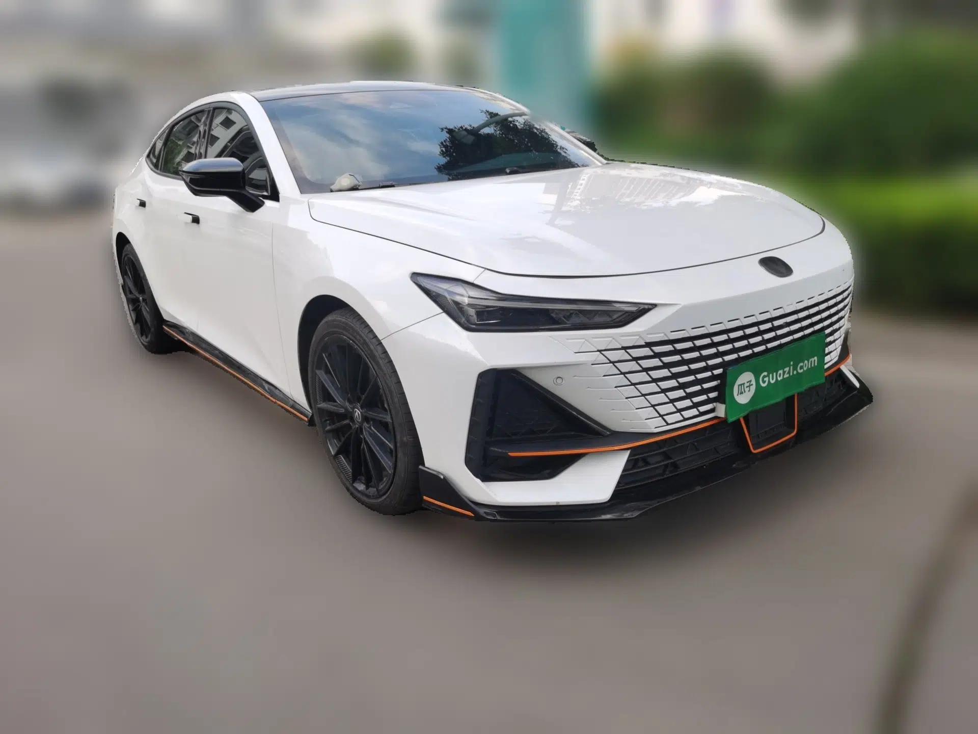 CHANGAN UNI-V 2023 1.5T Sport Edition — миниатюра 3