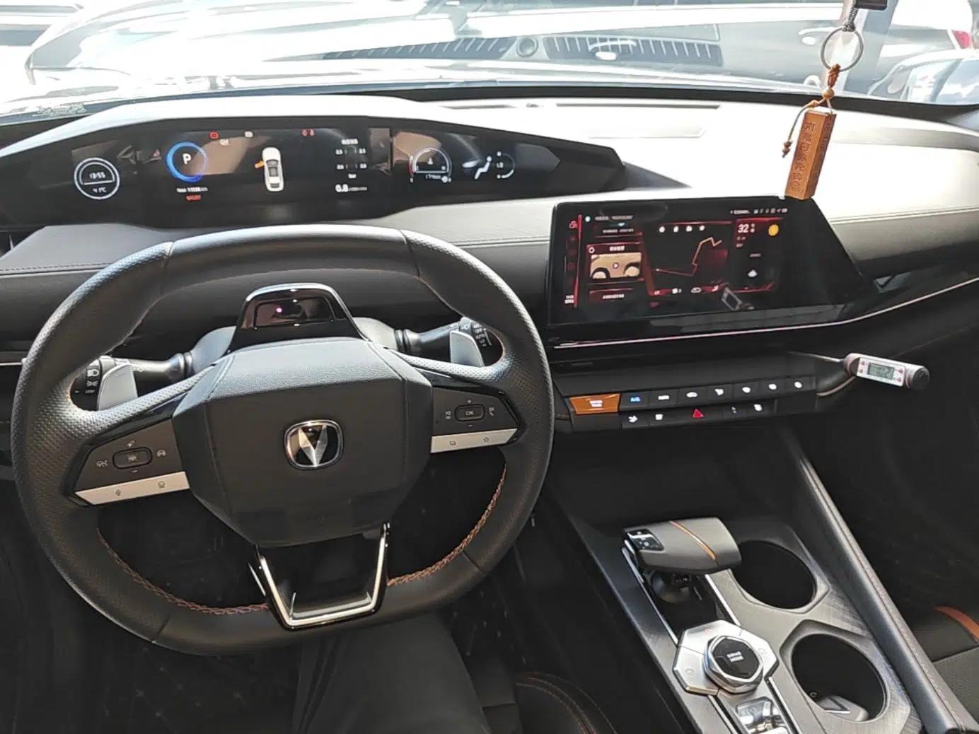 CHANGAN UNI-V 2024 1.5T Prestige Edition — миниатюра 17