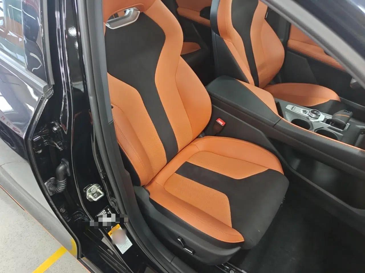 CHANGAN UNI-V 2023 2.0T Sport Edition — миниатюра 19