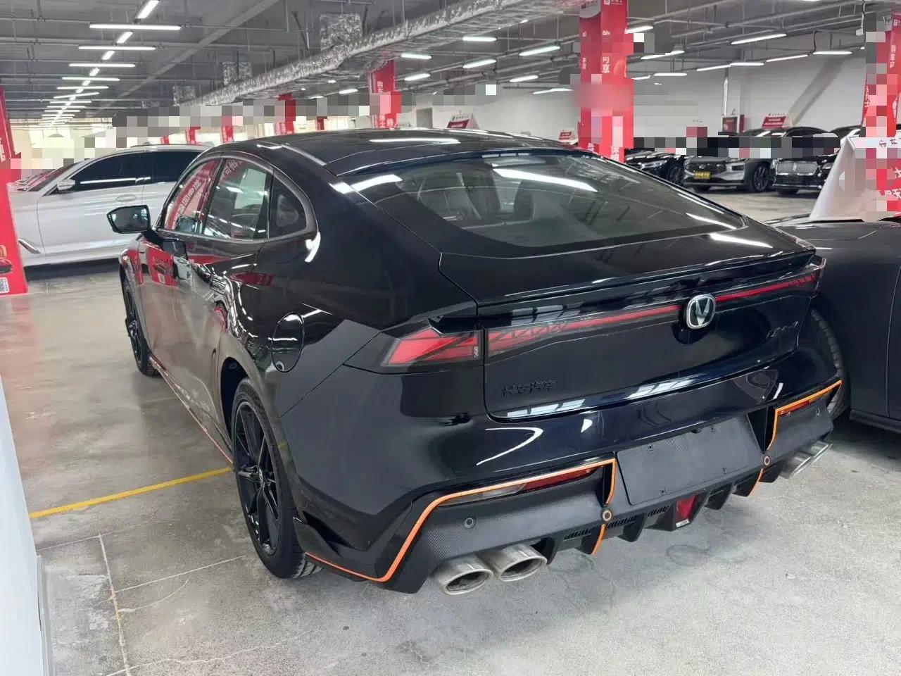CHANGAN UNI-V 2023 2.0T Sport Edition — миниатюра 4