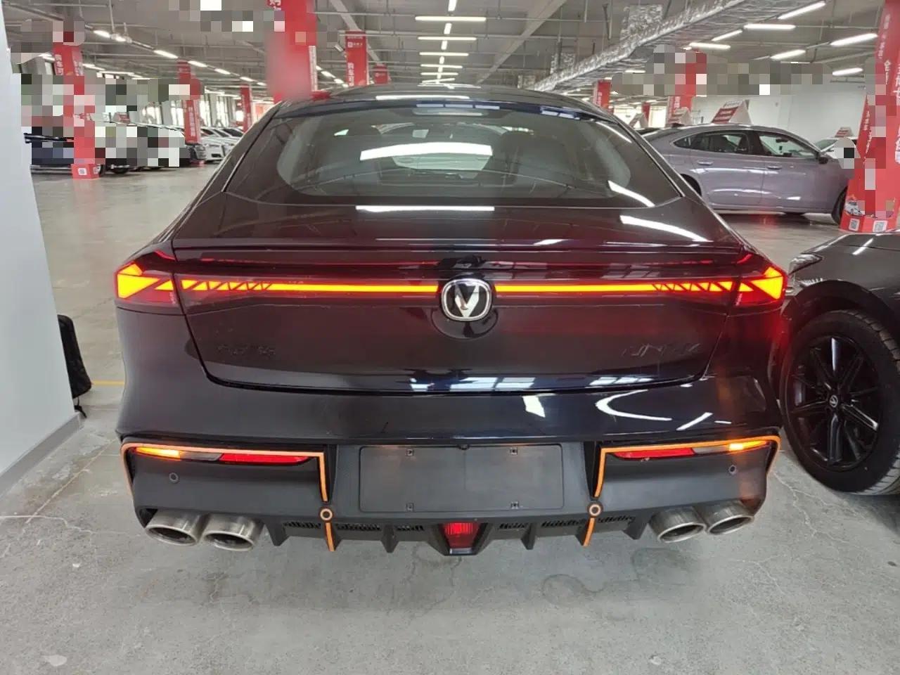 CHANGAN UNI-V 2023 2.0T Sport Edition — миниатюра 5