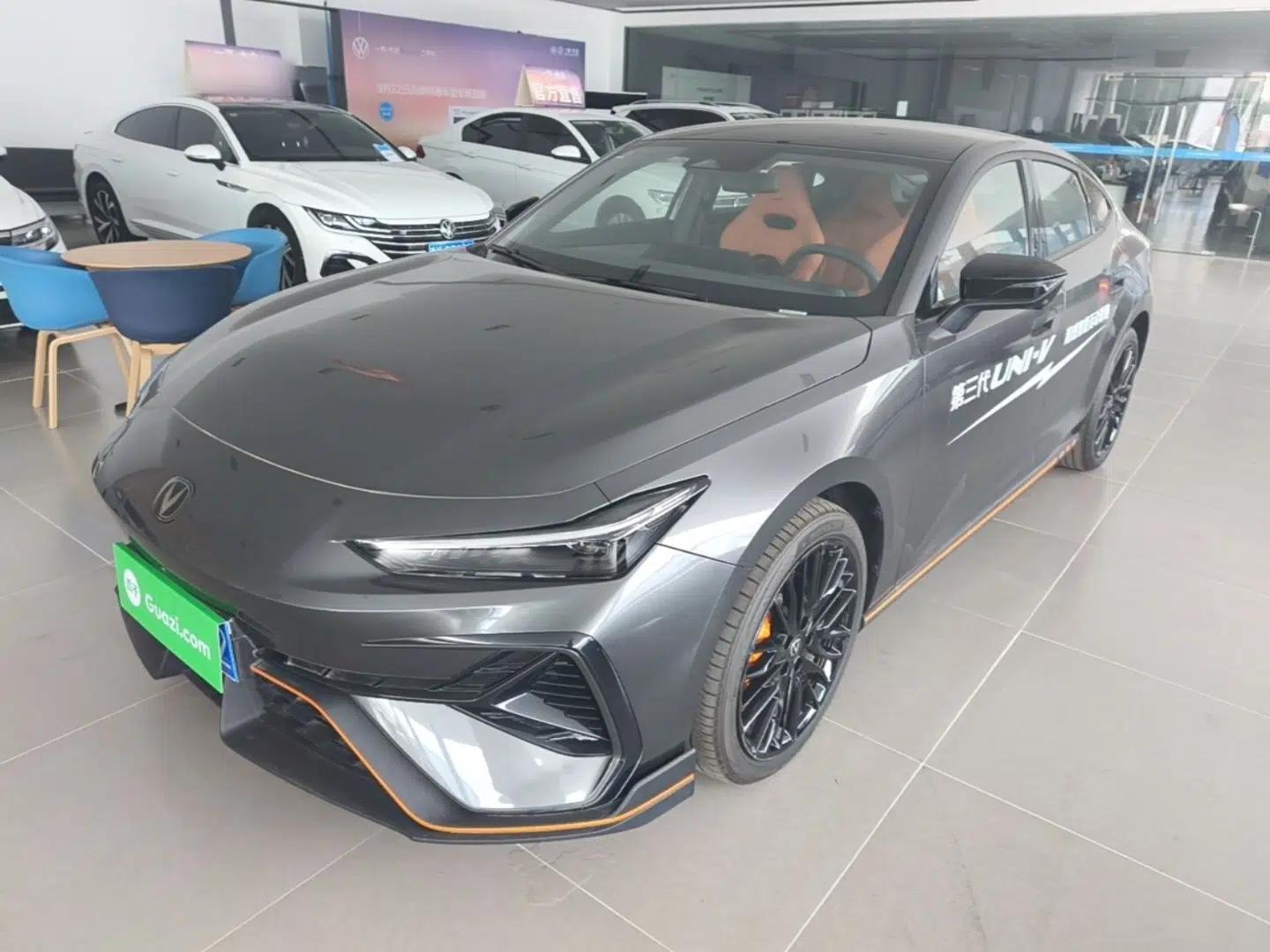 CHANGAN UNI-V 2025 Model Third-Generation 2.0T Dynamic Edition — миниатюра 1