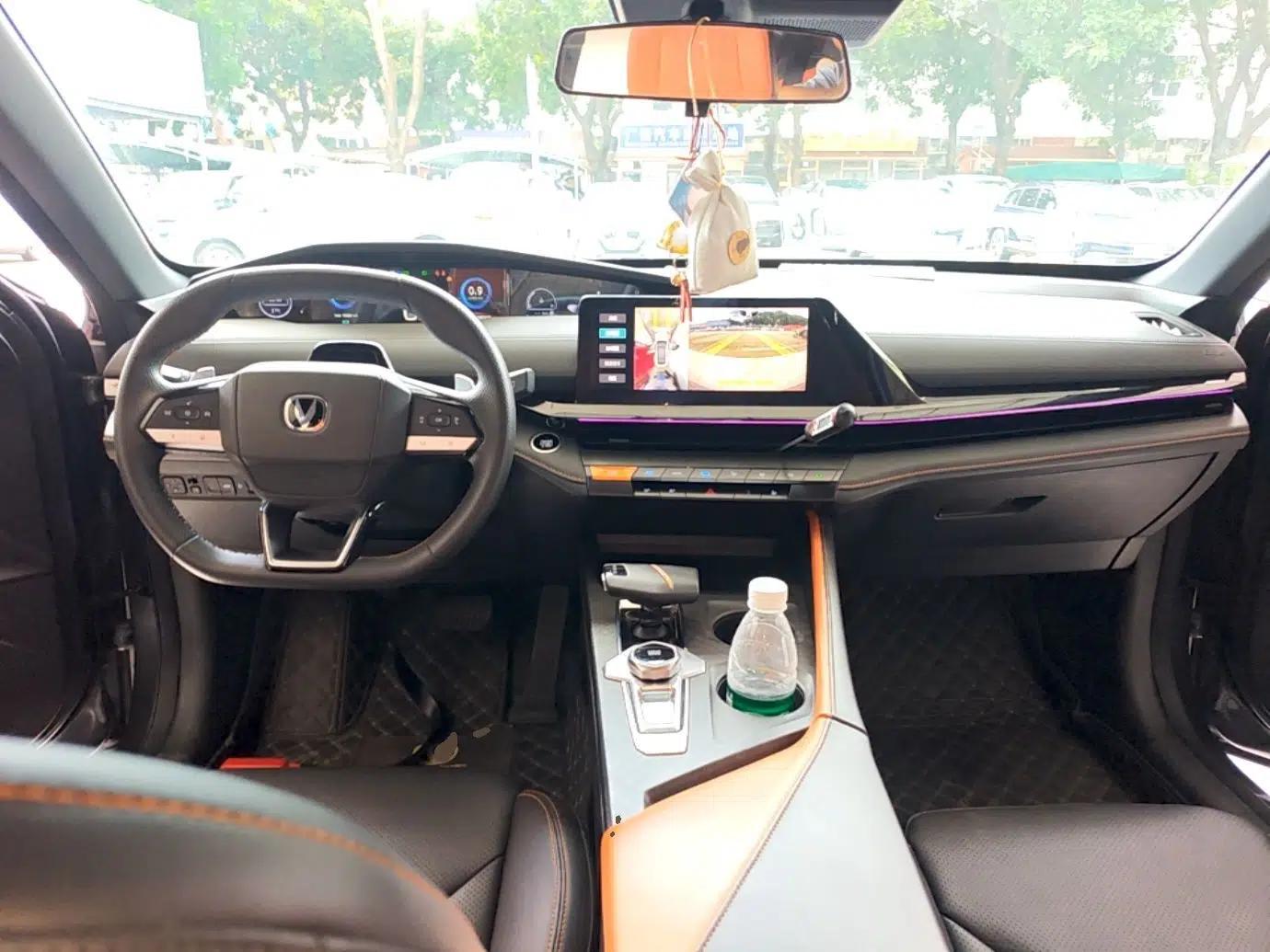 CHANGAN UNI-V 2022 1.5T Smart Navigation Version — миниатюра 17