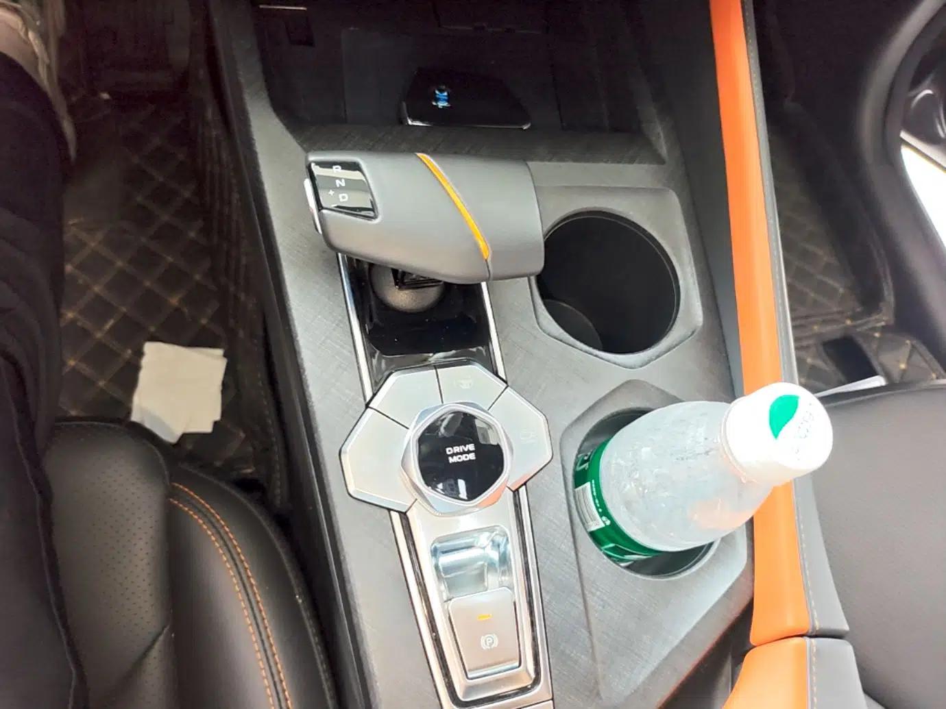 CHANGAN UNI-V 2022 1.5T Smart Navigation Version — миниатюра 21
