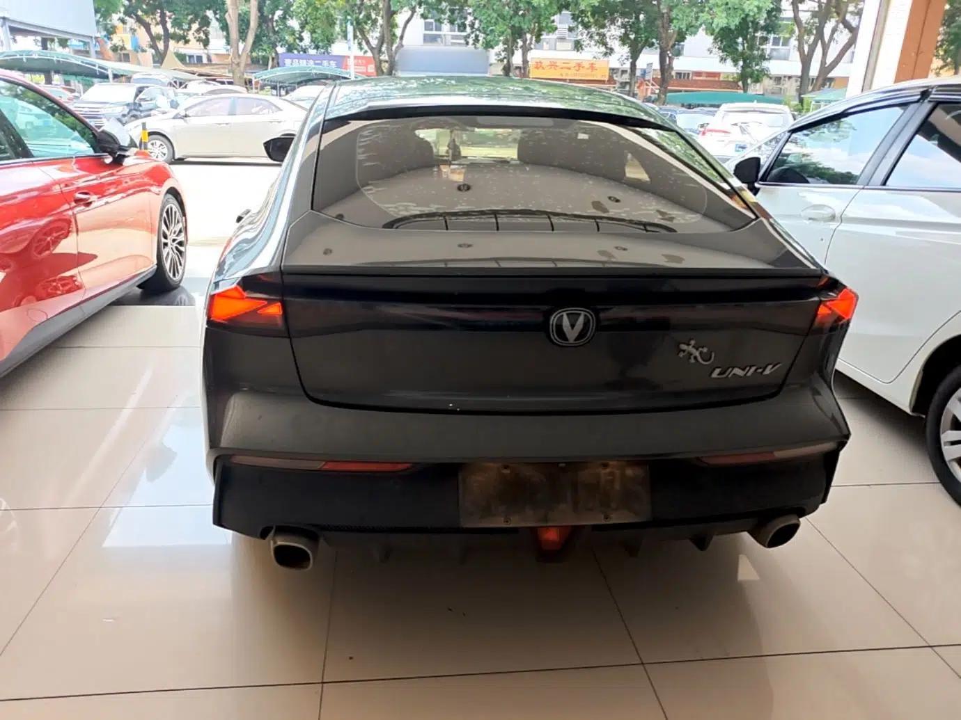 CHANGAN UNI-V 2022 1.5T Smart Navigation Version — миниатюра 5