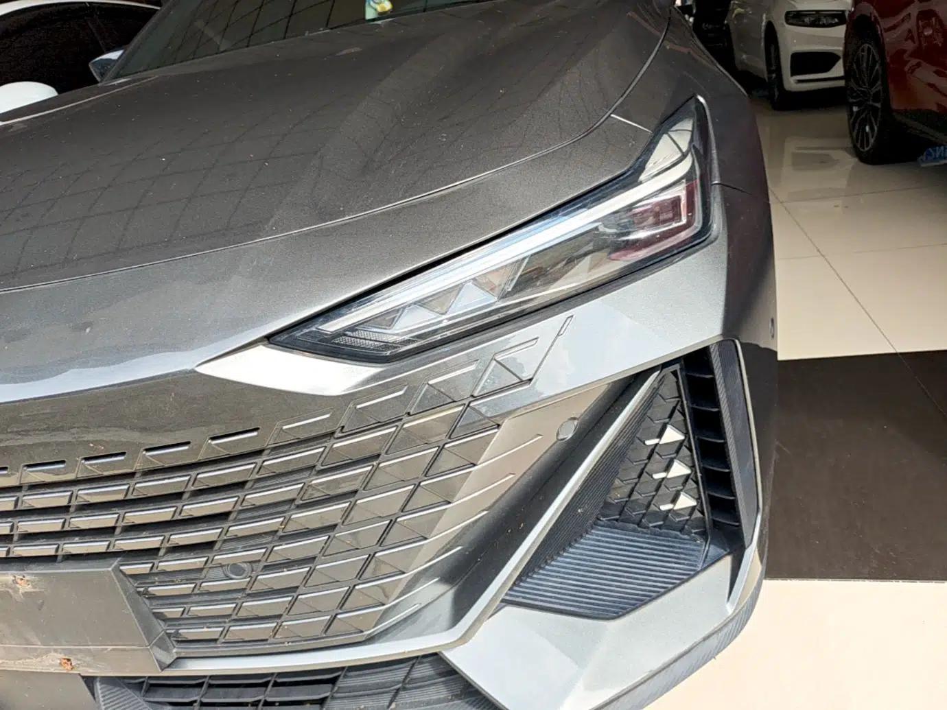 CHANGAN UNI-V 2022 1.5T Smart Navigation Version — миниатюра 8