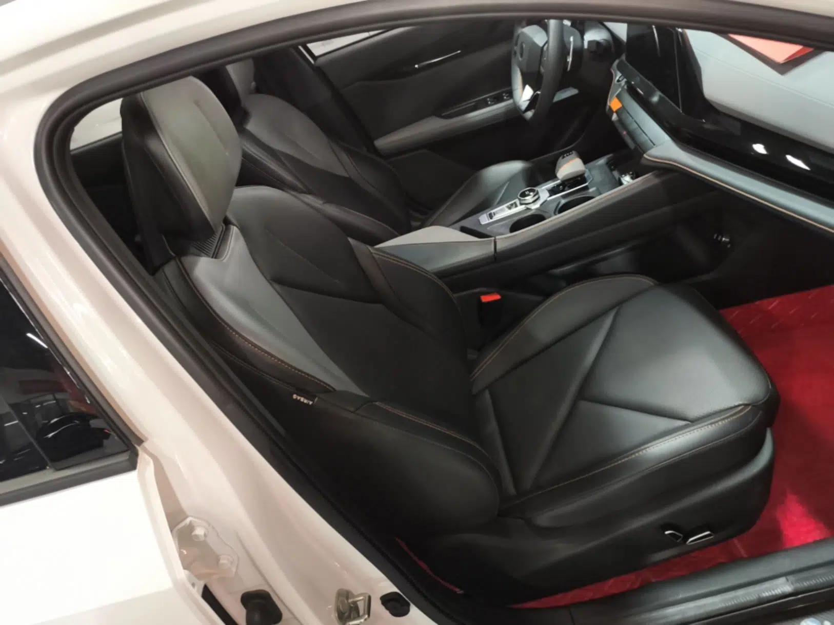 CHANGAN UNI-V 2022 1.5T Prestige Version — миниатюра 19