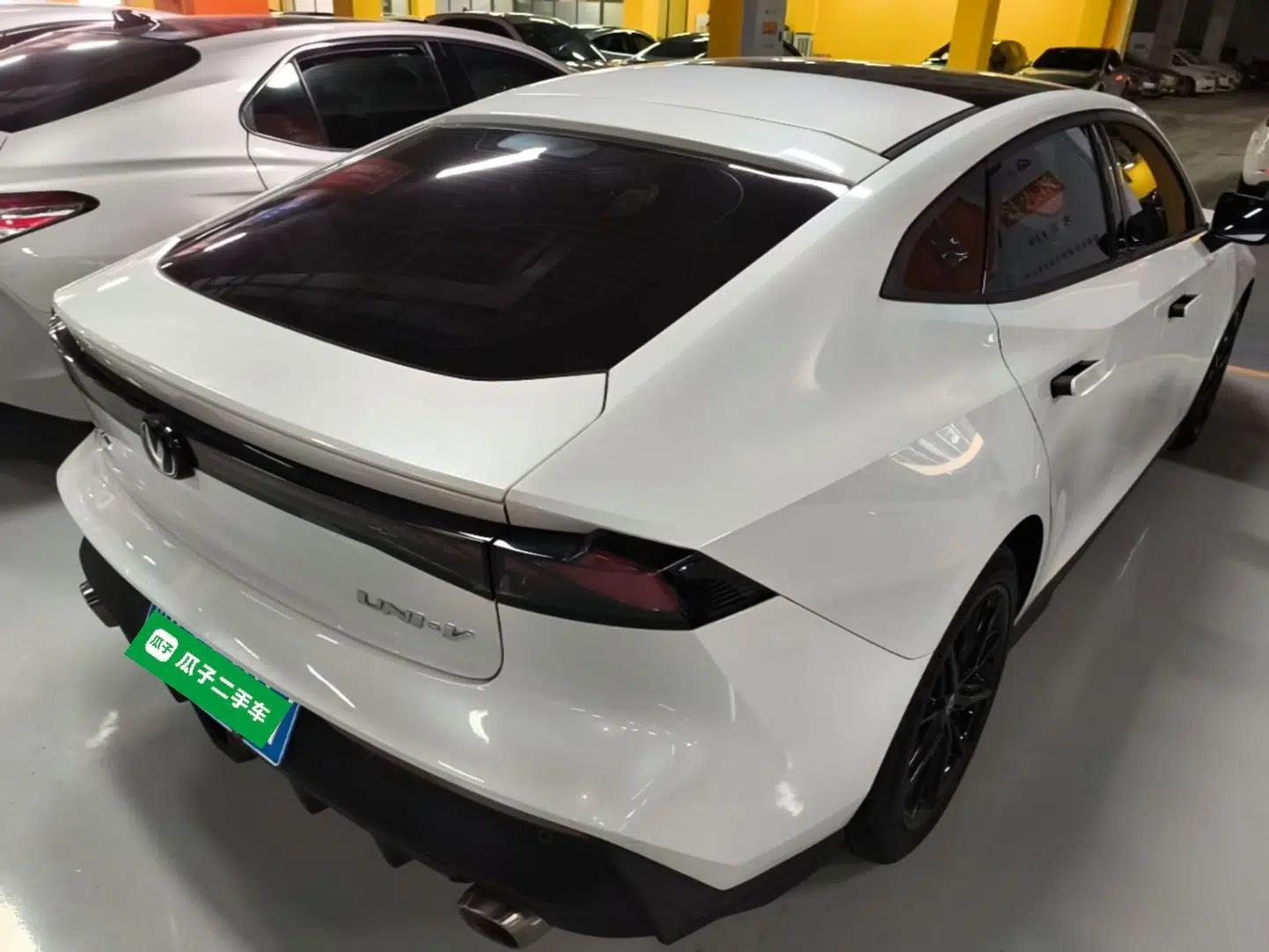 CHANGAN UNI-V 2022 1.5T Prestige Version — миниатюра 6