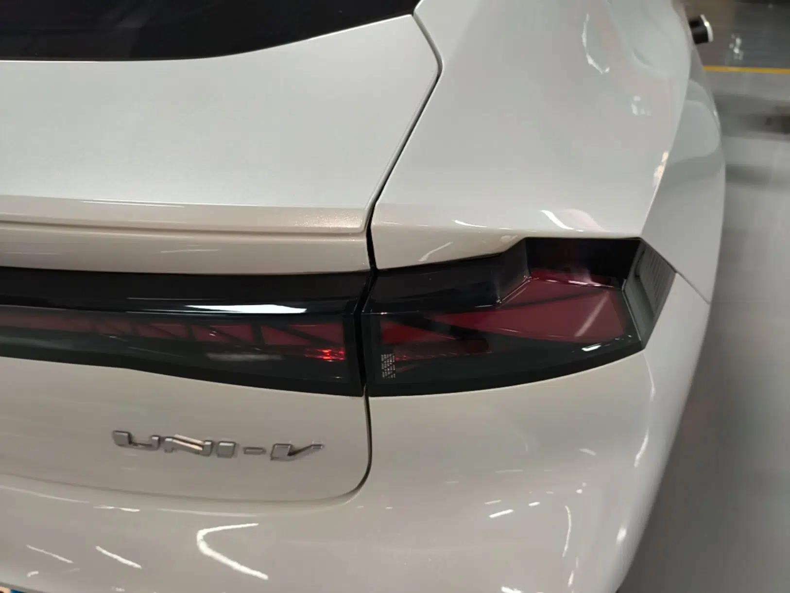 CHANGAN UNI-V 2022 1.5T Prestige Version — миниатюра 9