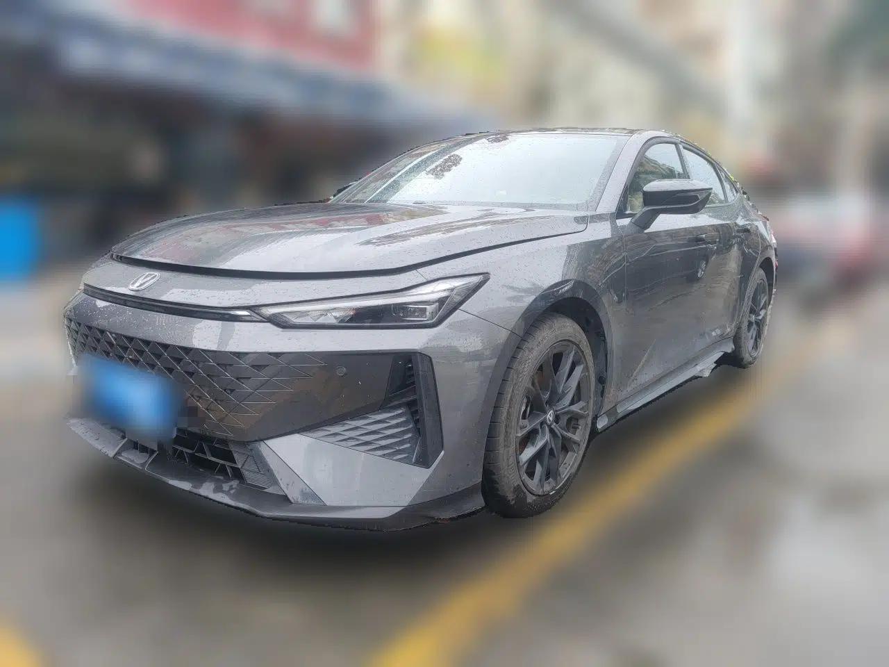 CHANGAN UNI-V 2024 1.5T Prestige Edition — миниатюра 1