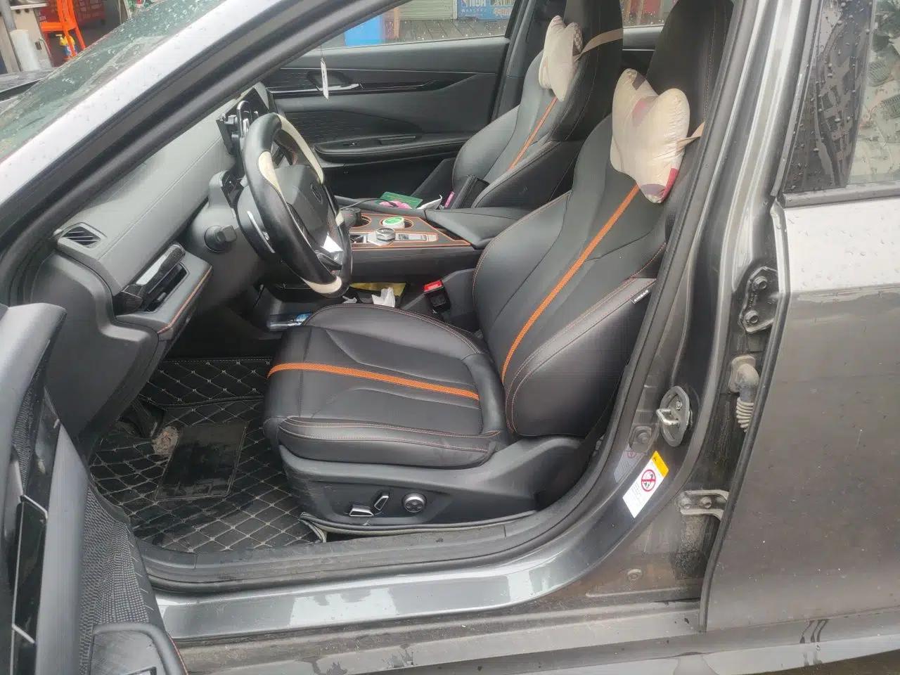 CHANGAN UNI-V 2024 1.5T Prestige Edition — миниатюра 16