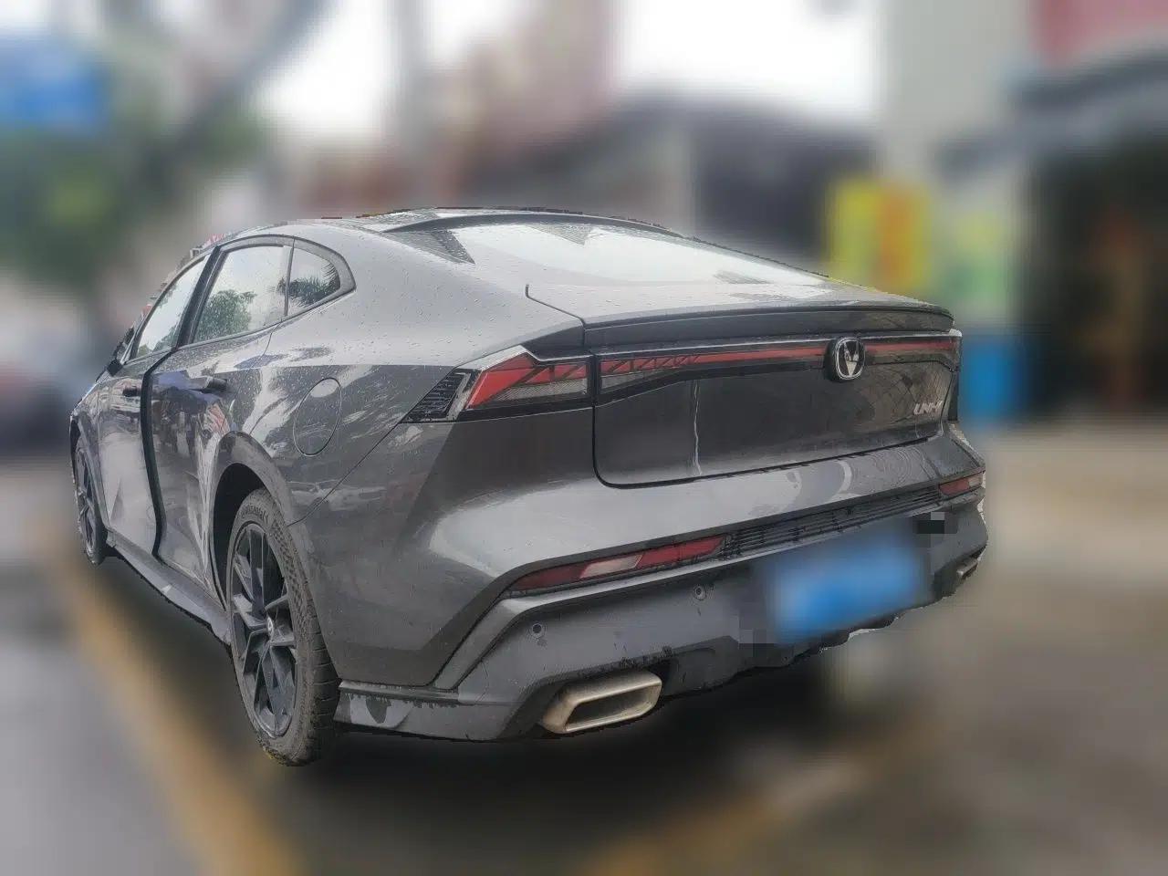 CHANGAN UNI-V 2024 1.5T Prestige Edition — миниатюра 4