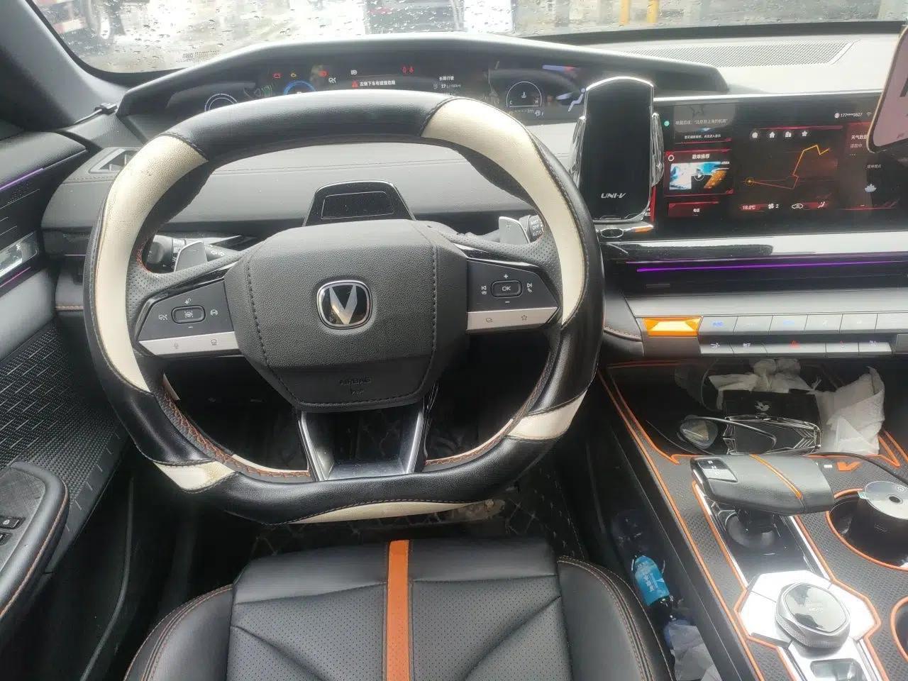 CHANGAN UNI-V 2024 1.5T Prestige Edition — миниатюра 10