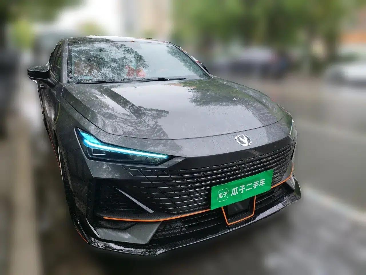 CHANGAN UNI-V 2023 1.5T Sport Edition — миниатюра 3