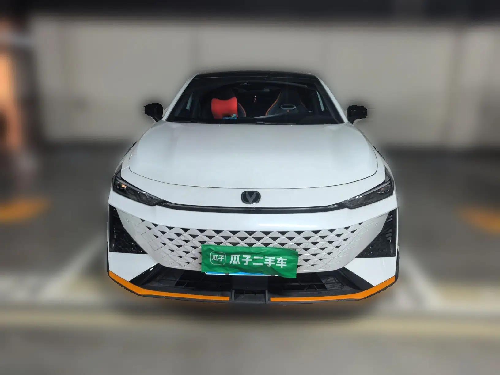 CHANGAN UNI-V 2024 1.5T Prestige Sport Edition — миниатюра 2