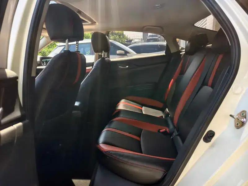 2016 Civic 180TURBO CVT Comfort Edition — миниатюра 11